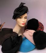 A COLLECTION OF VINTAGE LADIES HATS, various styles and periods to include 1940s and later examples,