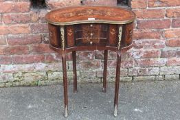 A FRENCH STYLE INLAID KIDNEY SHAPED OCCASIONAL STAND H-69 W-55 CM