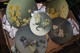A TRAY OF VINTAGE FLORAL OIL PAINTINGS ON TIN