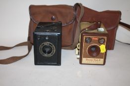 TWO VINTAGE CAMERAS TO INCLUDE A VINTAGE BROWNIE FLASH B