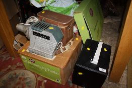 A COLLECTION OF PROJECTION EQUIPMENT TO INCLUDE A HI-LYTE PROJECTOR, EUMIG PROJECTOR, SCREENS ETC.