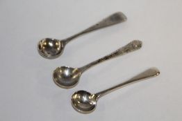 THREE HALLMARKED SILVER CONDIMENT SPOONS