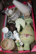 A TRAY OF CERAMICS ETC. TO INCLUDE A HAND PAINTED GLASS VASE, CLARENCE CHINA ETC.
