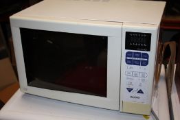 A SANYO MICROWAVE