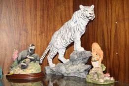 A COLLECTION OF BORDER FINE ARTS AND OTHER RESIN FIGURES TO INCLUDE A LARGE FIGURE OF A WHITE