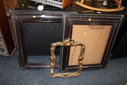 A PAIR OF VINTAGE PICTURE FRAMES -REBATE- 57CM X 48CM, TOGETHER WITH A SMALLER GILT PICTURE FRAME -
