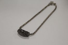 A GEM SET PENDANT ON STERLING SILVER CHAIN APPROX WEIGHT - 50.4G