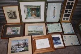 A QUANTITY OF PRINTS TO INCLUDE AN LS LOWRY PRINT OF A GENTLEMAN, MAPS ETC