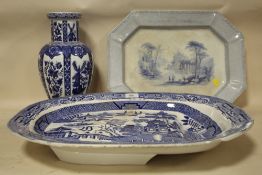 A JOHN RIDGWAY OCTAGONAL BLUE AND WHITE MEAT PLATE TOGETHER WITH A LARGE BLUE AND WHITE PATTERN MEAT