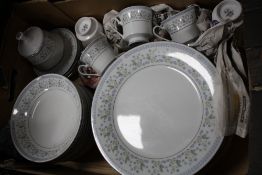 A TRAY OF MODERN SEA GULL CHINA