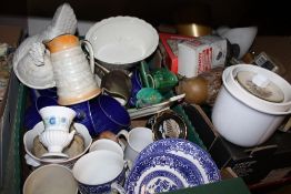 TWO TRAYS OF CERAMICS AND SUNDRIES TO INCLUDE WEDGWOOD, SODA SIPHON ETC.