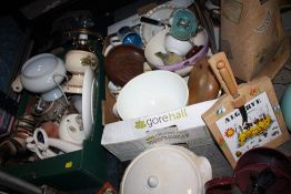 TWO TRAYS OF ASSORTED CERAMICS TO INCLUDE TABLE LAMPS, KENT CHINA ETC.