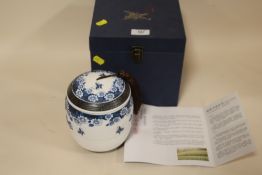 A MODERN BOXED ORIENTAL CERAMIC TEA CADDY