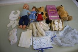 VINTAGE DOLLS AND TEDDY BEARS to include boxed Palitoy Petalskin Vinyl doll, Roddy doll in hand