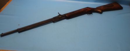 A MODEL 322 LEVER AIR RIFLE
