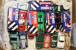 A COLLECTION OF DIECAST DINKY AND CORGI TOY VEHICLES TO INCLUDE ARMY EXAMPLES