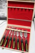 ***A DELUXE WOOD CHISEL SET