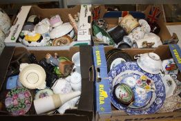 FOUR SMALL TRAYS OF ASSORTED CERAMICS TO INCLUDE WEDGWOOD, ROYAL WORCESTER AND ROYAL ALBERT