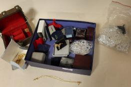 A BOX OF ASSORTED COSTUME JEWELLERY