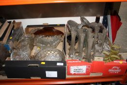 TWO TRAYS OF GLASSWARE TO INCLUDE TEN VICTORIAN STYLE GLASS VASES AND VINTAGE MEDICINE BOTTLES