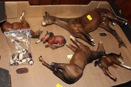 A COLLECTION OF BESWICK HORSE FIGURES, MOST A/F (5)