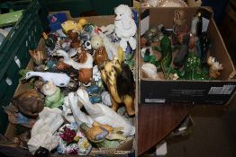 TWO TRAYS OF CERAMIC AND RESIN ANIMAL FIGURES TO INCLUDE POOLE, COOPER CRAFT, ETC.