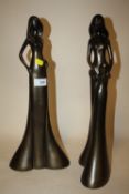 A PAIR OF LARGE MODERN LEONARDO COLLECTION LADY FIGURES, H 45.5 CM