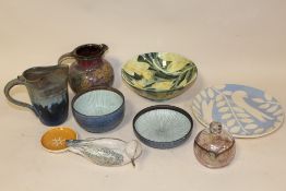 A COLLECTION OF STUDIO POTTERY ETC. TO INCLUDE MIZUNNAMI, KEN EARDLEY ETC. TOGETHER WITH A SIGNED