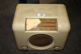 A VINTAGE BUSH RADIO