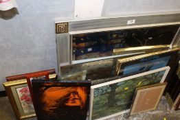 A MODERN BEVEL EDGED WALL MIRROR TOGETHER WITH A QUANTITY OF PRINTS, OIL ON CANVAS ETC (13)