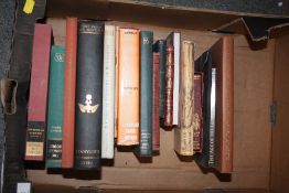 A BOX OF ASSORTED BOOKS TO INCLUDE ART INTEREST TITLES