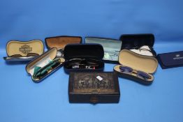 A QUANTITY OF CASED GLASSES SOME A/F