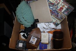 A BOX OF SUNDRIES TO INCLUDE PHOTO ALBUM, TRINKET BOX, BAYLISS & HARDING GIFT SET, SCENTED CANDLES
