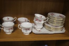 A COLLECTION OF ROYAL ALBERT 'LAVENDER ROSE' TEAWARE
