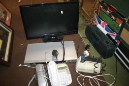 A TRAY OF ELECTRICALS TO INCLUDE A LIVAMA 22