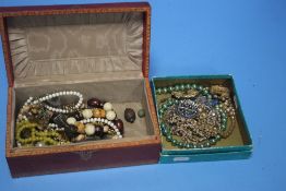 A QUANTITY OF COSTUME JEWELLERY