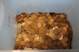 A LARGE QUANTITY OF COINS, MAINLY BRITISH PRE-DECIMAL ISSUES