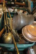 A LARGE TUB OF COPPER AND BRASS TO INCLUDE BEDPAN, COMPANION SET, COAL SCUTTLE, CANDLESTICKS ETC.