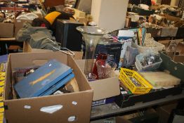 A QUANTITY OF SUNDRIES TO INCLUDE XYLOPHONE A/F (THREE BOXES AND LOOSE)