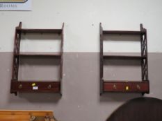 A PAIR OF MODERN MAHOGANY HANGING RACKS WITH A SINGLE DRAWER H- W- CM (2)