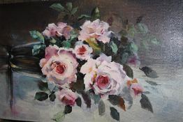 AN UNFRAMED OIL ON BOARD STILL LIFE STUDY OF ROSES IN A VASE, SIGNED ROYLE LOWER LEFT, 61 CM BY 38