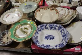 TWO TRAYS OF ASSORTED ANTIQUE AND LATER CERAMICS TO INCLUDE COMPORTS A/F