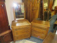 AN OAK MATCHING DRESSING TABLE AND SMALL CHEST (2)