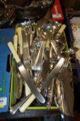 A SMALL BOX OF SILVER PLATED AND OTHER FLATWARE ETC.