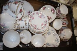 A TRAY OF ASSORTED CHINA TO INCLUDE QUEEN ANNE, COLCLOUGH ETC