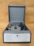 A VINTAGE MONARCH PORTABLE RECORD PLAYER