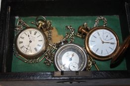THREE ASSORTED POCKET WATCHES ON CHAINS IN A VINTAGE LEATHER JEWELLERY BOX