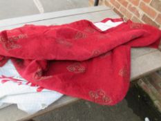 A PAIR OF MONTGOMERY CURTAINS L-183 CM W-168 CM