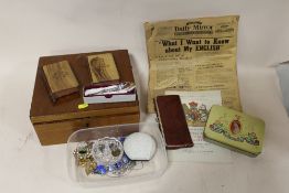 A BOX OF COLLECTABLES AND COSTUME JEWELLERY TO INCLUDE A SILVER BROOCH, COMPACT ETC