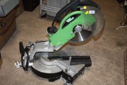 A BUILD WORKER MITRE SAW